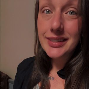 Meet your Posher, Michaela